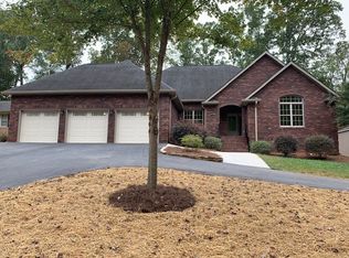 1221 Maxwell St, Salisbury, NC 28144