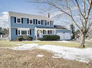 9 Jefferson Ln, Andover, MA 01810
