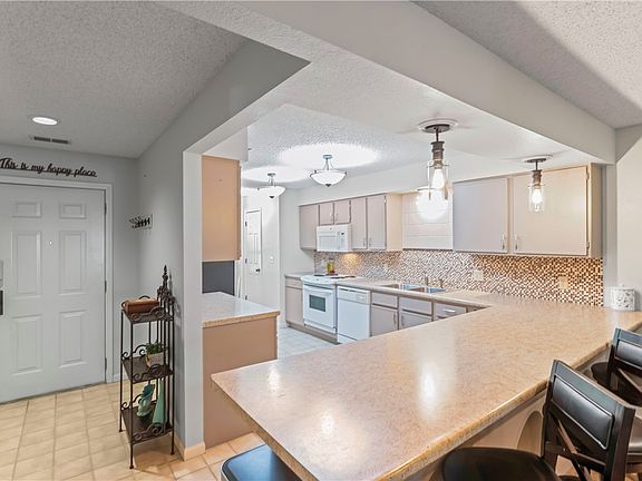 5th image of 350 S Wildwood Dr #15