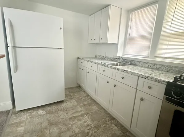 (undisclosed Address), Garfield, NJ 07026