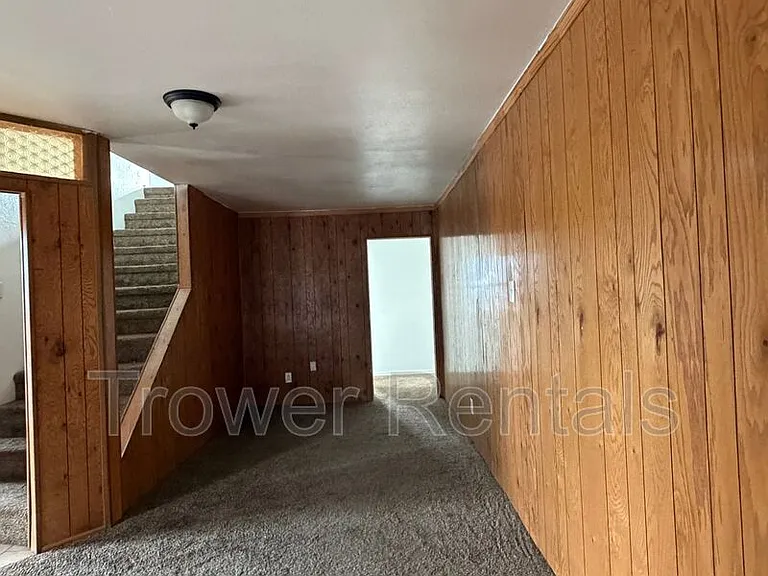 406 San Jacinto St — Photo 26