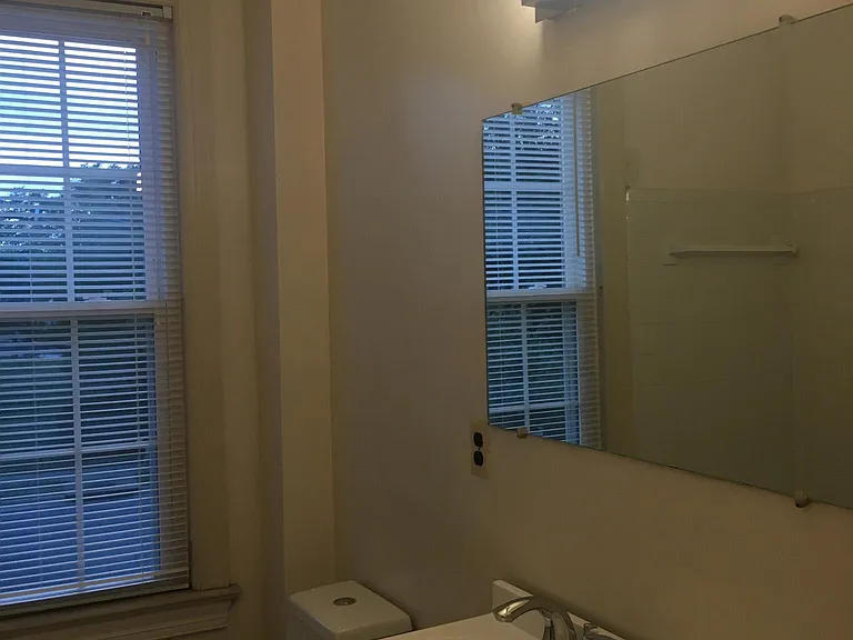 1435 Powhatan St — Photo 13