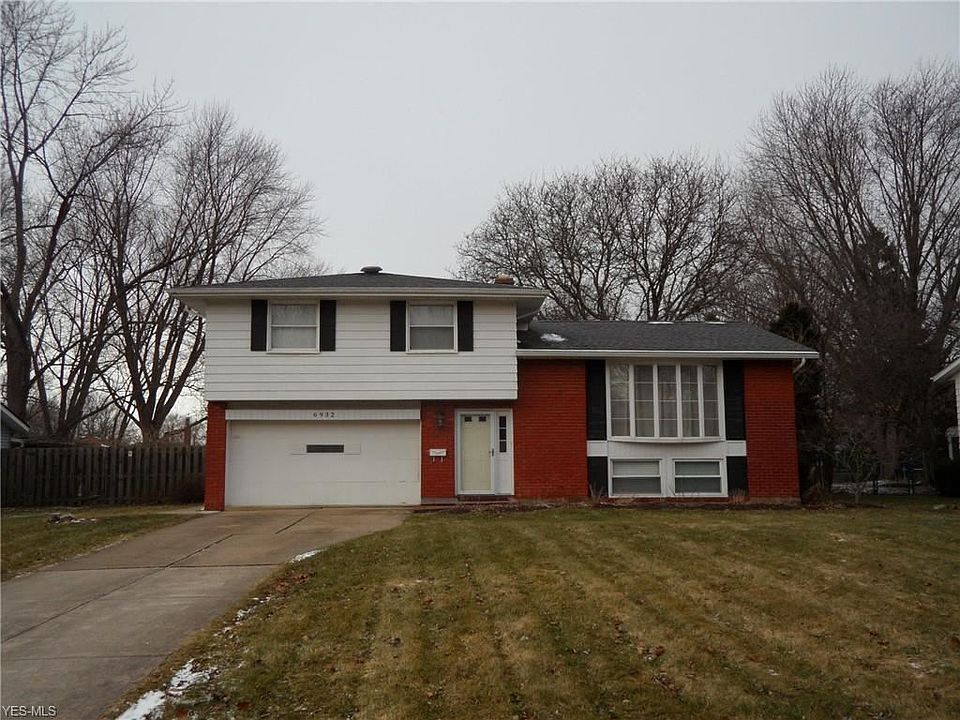 1st image of 6932 Chadbourne Dr