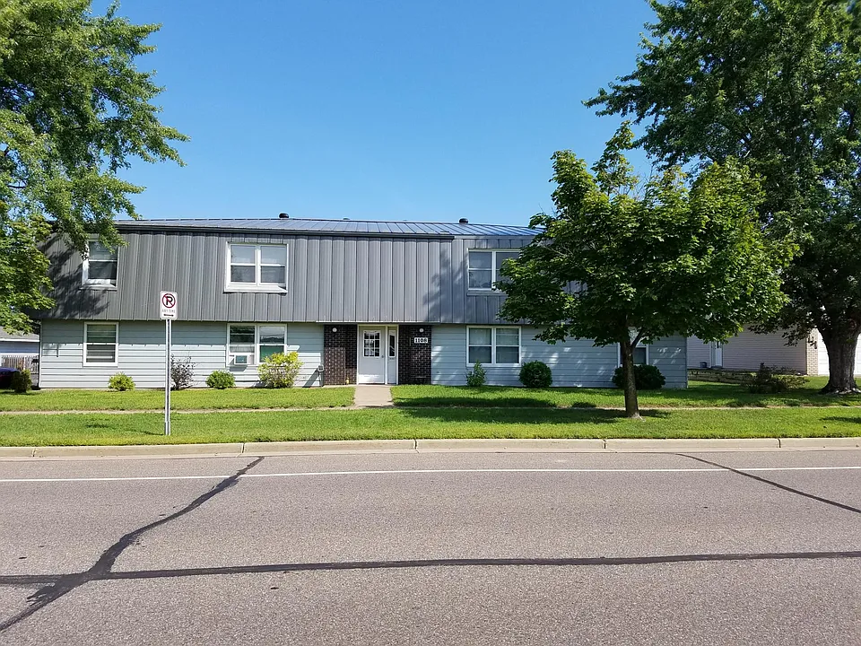 1108 W Hamilton Ave #8