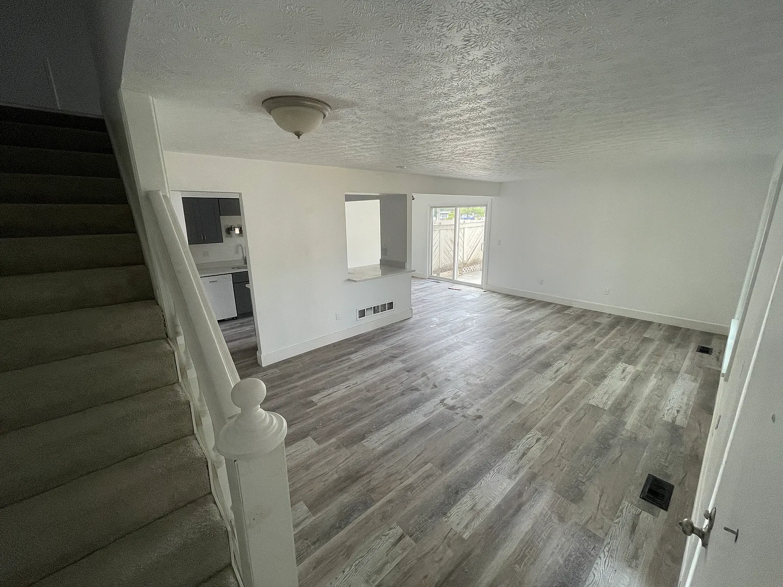 5265 Captains Ct — Photo 3