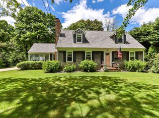 31 Mill Rd, Falmouth, MA 02540