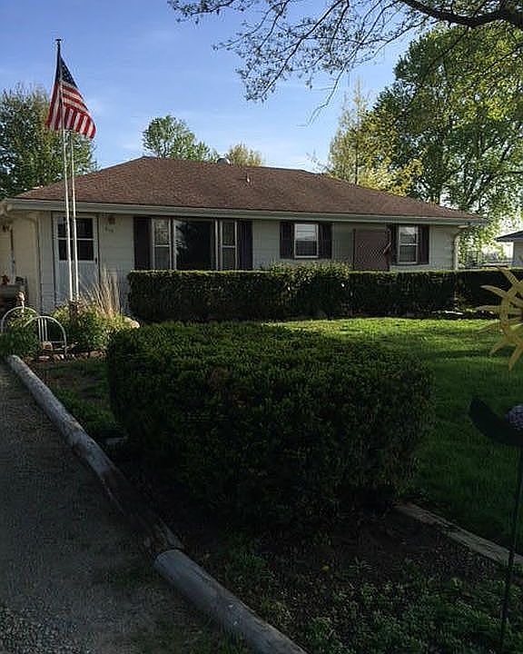 1st image of 619 W Leona St