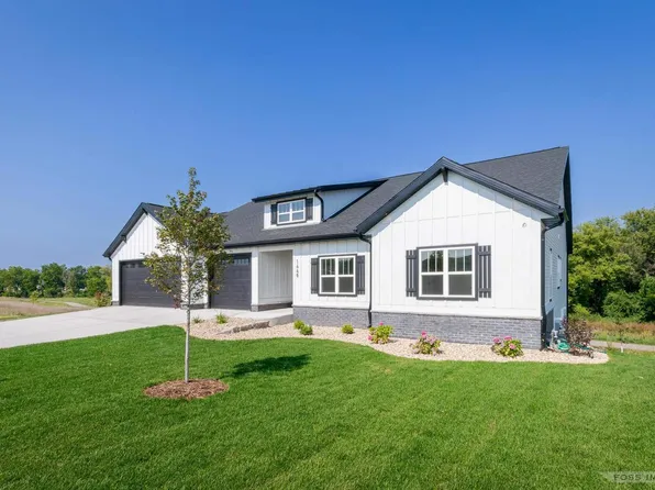 1446 Greenleaf Court, Sun Prairie, WI 53590