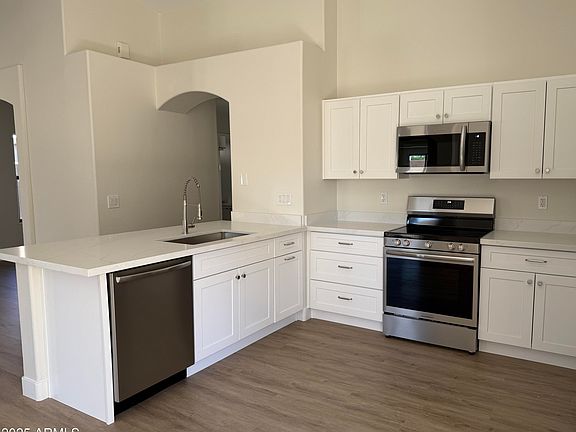 2nd image of 12586 W AMELIA Avenue