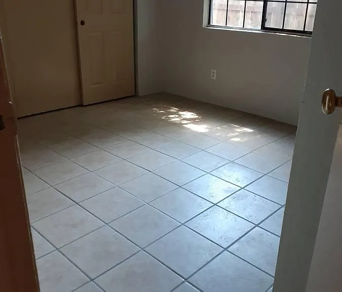 7112 Kelley Dr — Photo 1