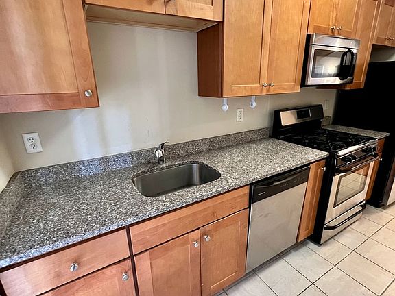 2nd image of 3600 Monument Ave APT 8