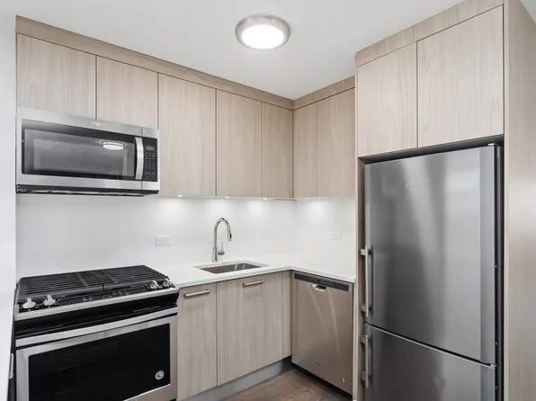 5700 Arlington Avenue image 19 of 37