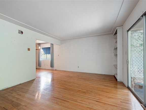 5th image of 242 E J St