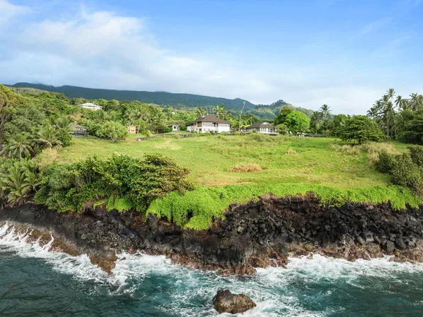 7127 Hana Hwy, Hana, HI 96713
