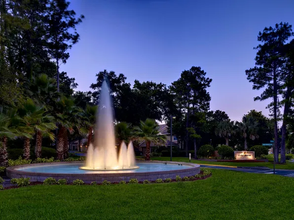 Golf Brook Apartments