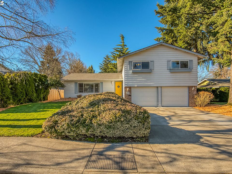 1st image of 329 NE 20th Pl