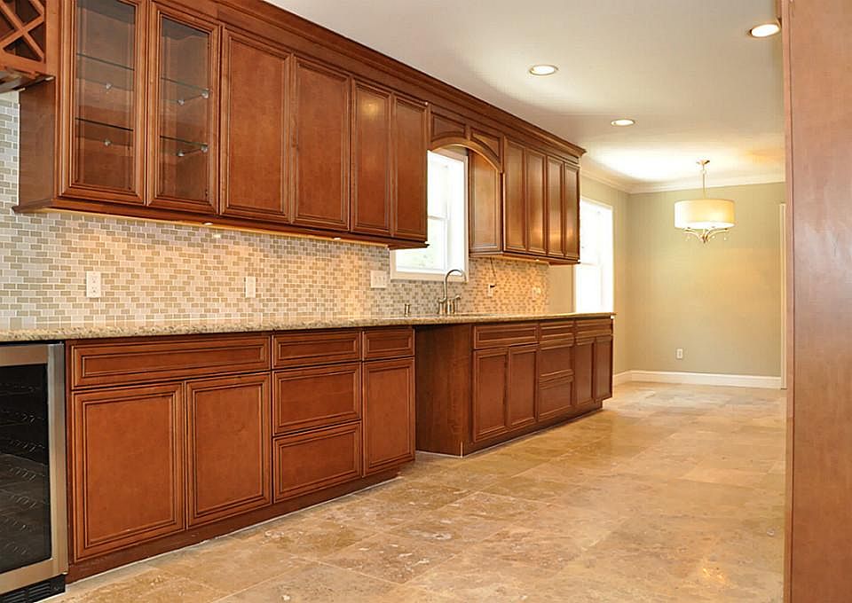 1st image of 10806 Meadow Lake Ln
