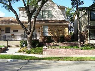 2031 Clubview Dr, Carrollton, TX 75006