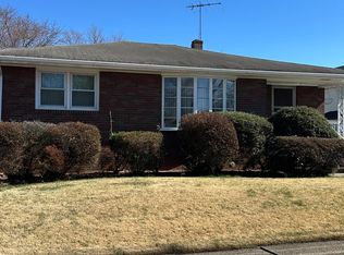 152 Remsen Ave, Avenel, NJ 07001