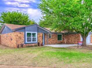 8802 Geneva Dr, Lubbock, TX 79423