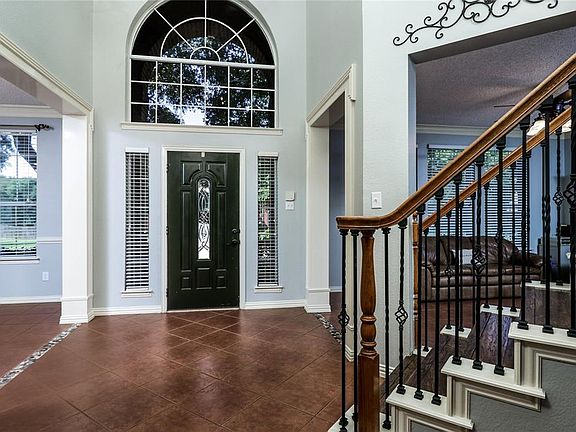 3rd image of 1812 Shadywood Ln