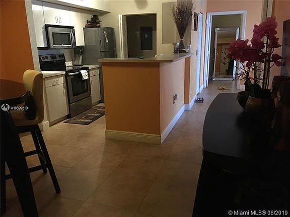 4th image of 11133 SW 8th St APT 103
