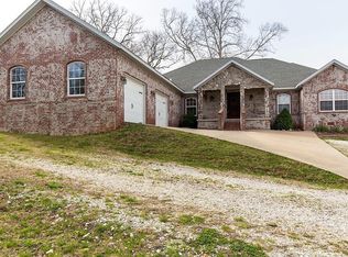 1925 Clark St, Pea Ridge, AR 72751