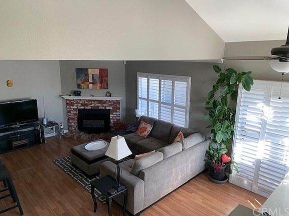3rd image of 697 N Lark Ellen Ave