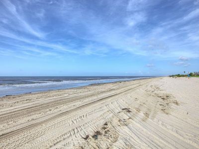 452 Atkinson Street, Crystal Beach, TX, 77650
