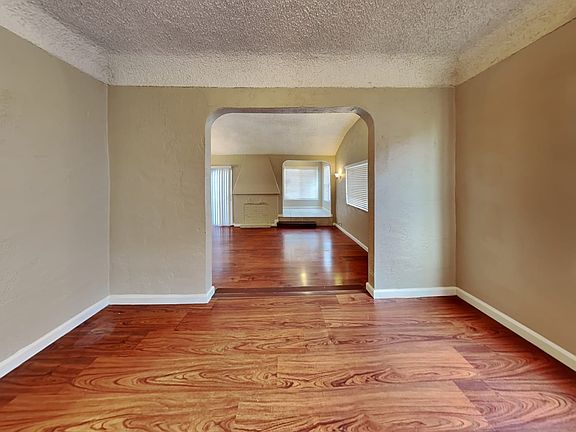 5th image of 7615 S Denker Ave