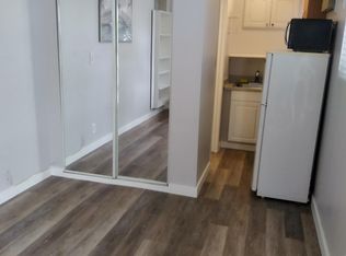 120 NE 46th St, Oakland Park, FL 33334