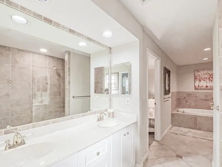 212 Silverado Dr — Photo 45