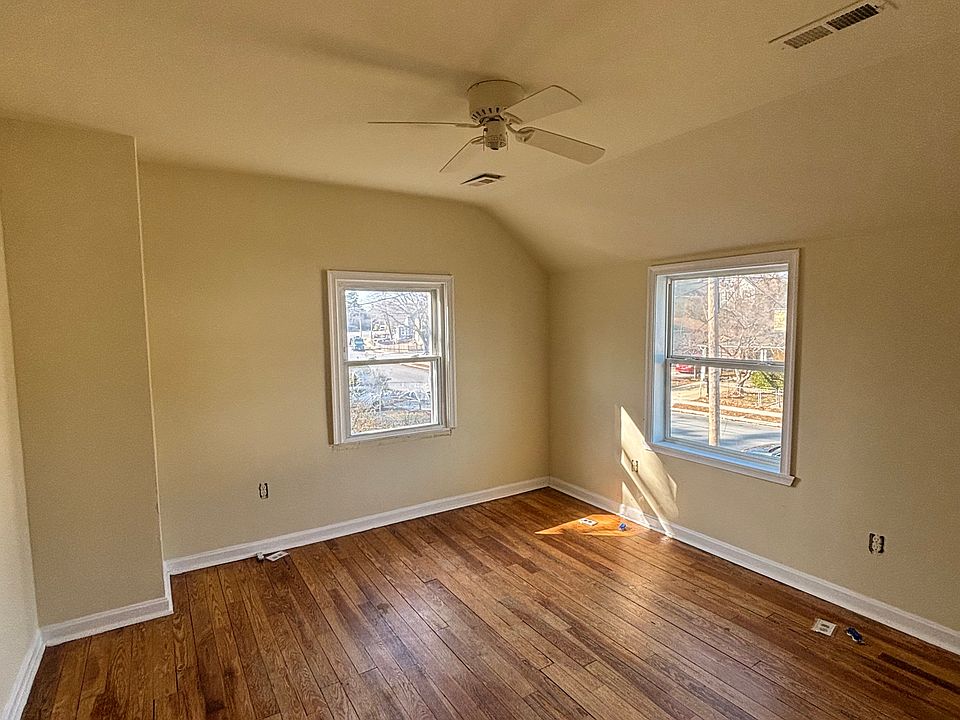1st image of 21735 N Essex Dr