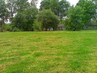 Private Fenced Oasis - Over an Acre!