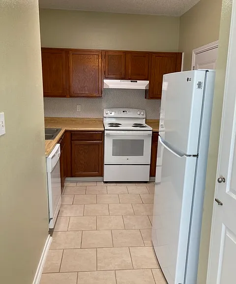 3403 Ridge Country St — Photo 9