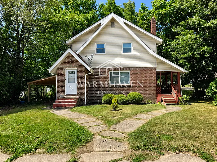 1352 Diagonal Rd — Photo 2
