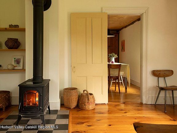 5th image of 203 Big Woods Road