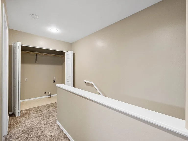 741 Gail Gardner Way #L — Photo 22