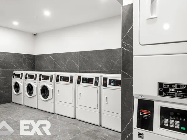 69 Adams Street image 26 of 28