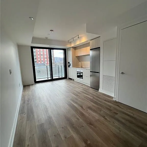 1 Jarvis St #504 — Photo 3