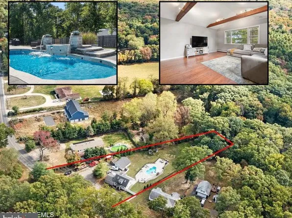 126 Locust Ave, Howell, NJ 07731