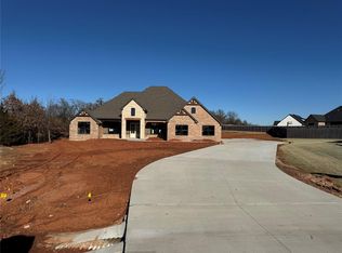 912 Acclivis Cir, Newcastle, OK 73065