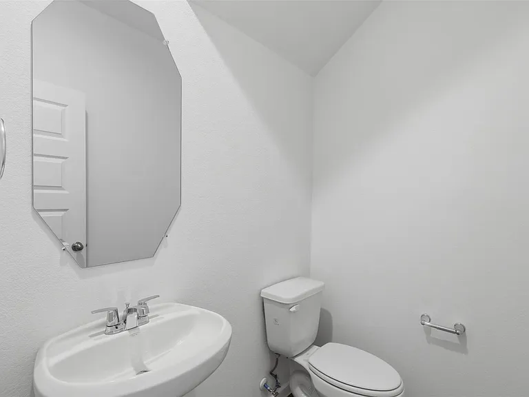 7720 Inwood Grove Ln — Photo 12