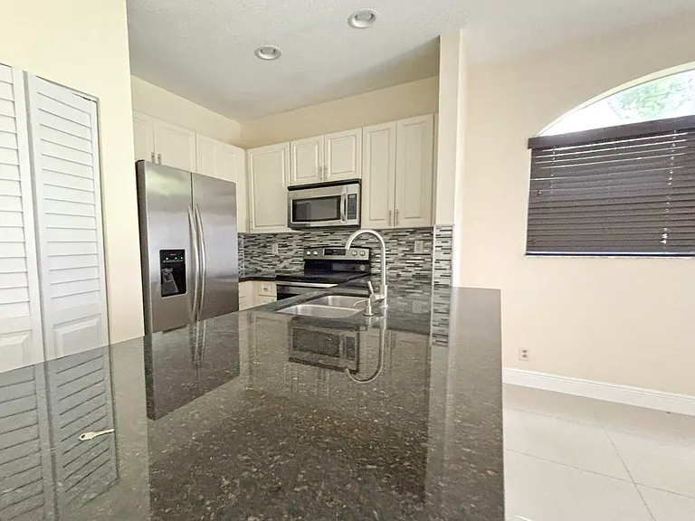 3118 Coral Ridge Dr #3118 — Photo 6