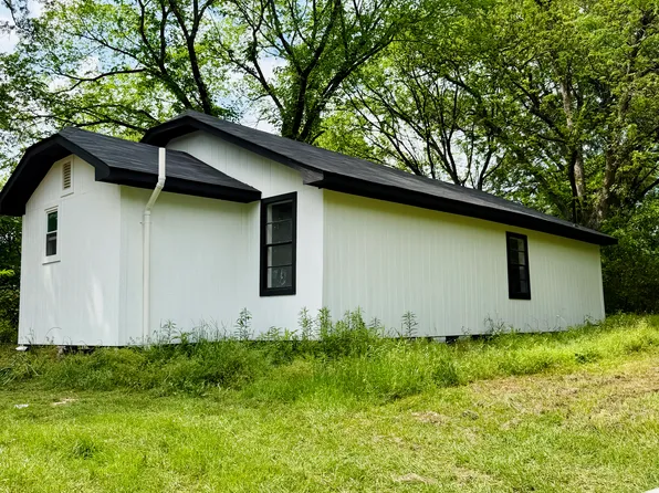 1712 Plant St, Texarkana, TX 75503