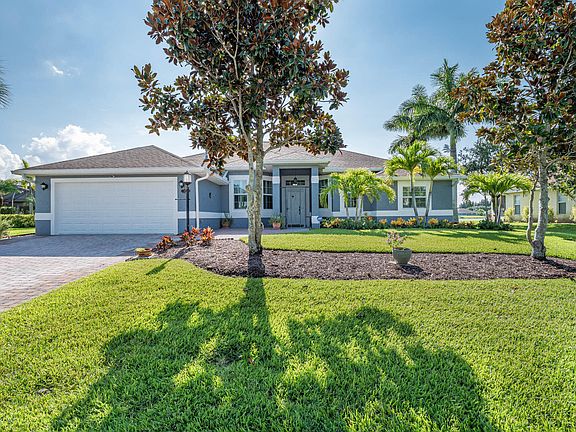 2nd image of 1015 Southlakes Way SW