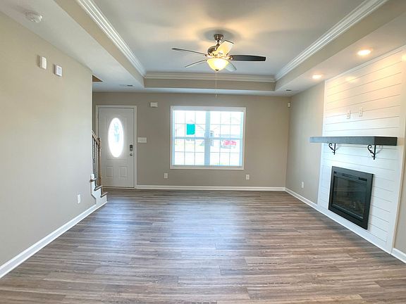 4th image of 448 Ayden Ln