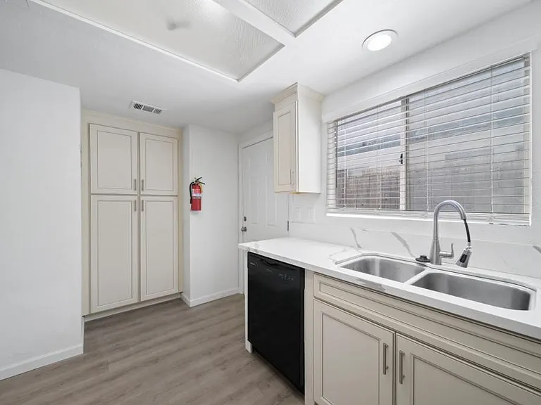 28611 Calle Del Lago #C — Photo 14