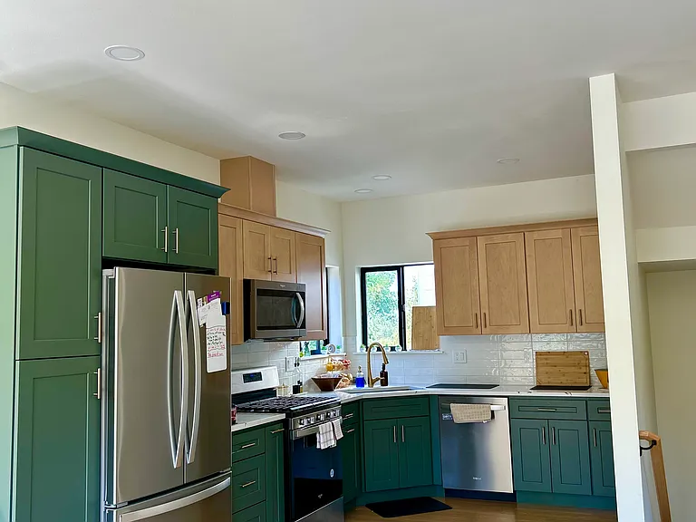 10727 NE Fremont St #10727 — Photo 10