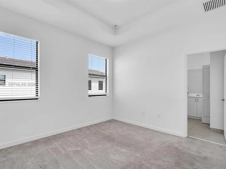 23077 SW 129th Pl — Photo 23
